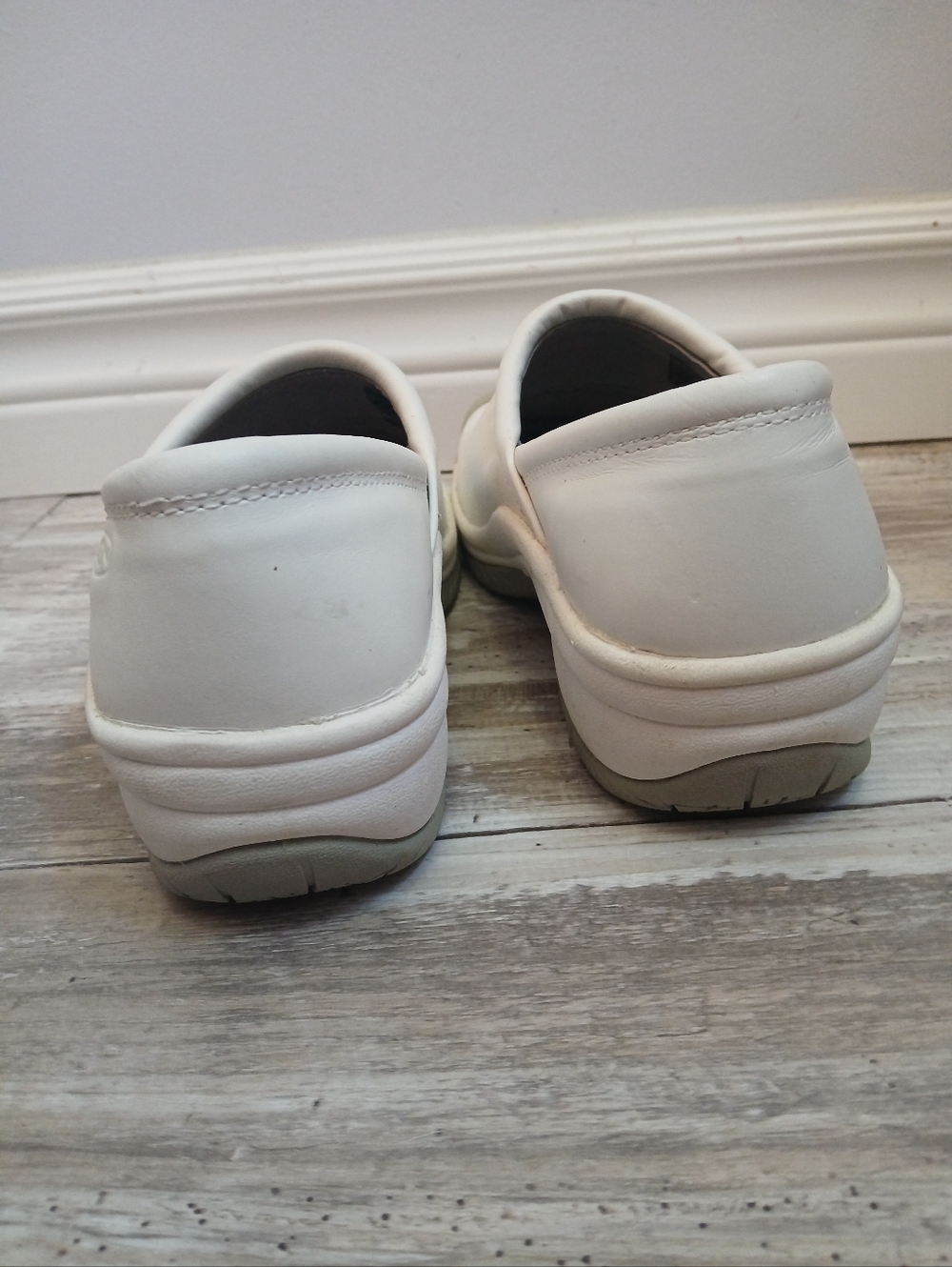 KEEN Utility Women's PTC Slip-On II Work Clog Size 7 White Slip Resistant - Picture 4 of 11